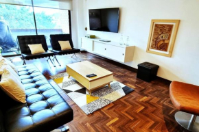 Centric El Poblado Apartment in Provenza